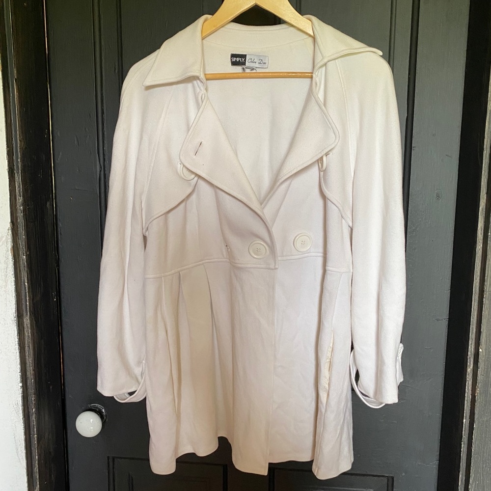 Simply Chloe Dao Peacoat